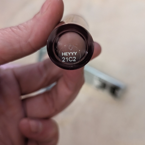 Make Up Bundle - Picture 4 of 9